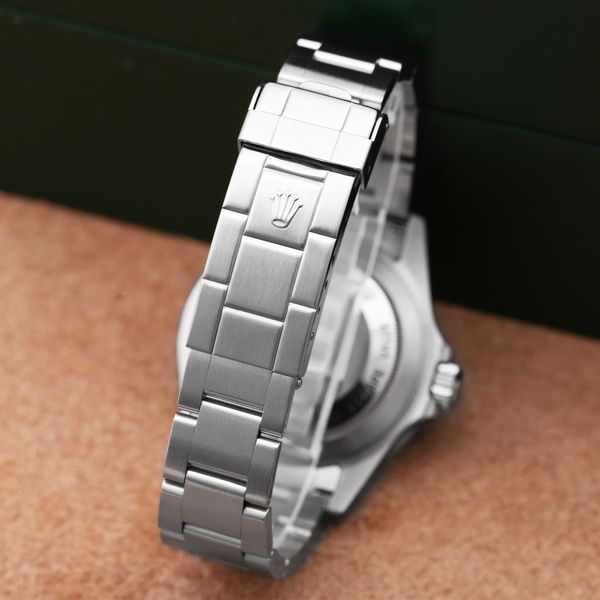 Rolex Sea-Dweller 16600